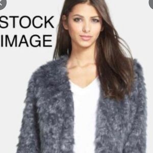 WAYF Gray   Shaggy FAUX FUR JACKET    Open-Front. Sz Small.